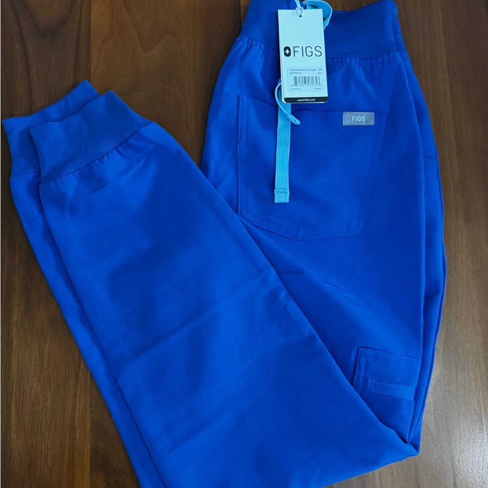 FIGs 🫀Women’s Royal Blue Joggers NWT